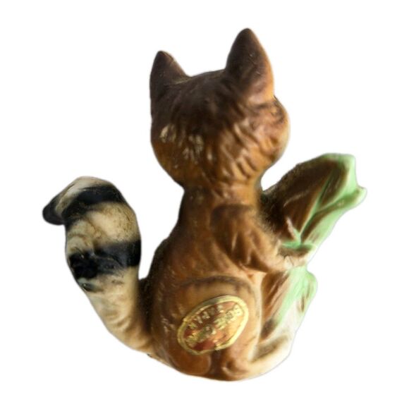 Vintage JAPAN Bone China RACOON HOLDING CORN Set of 2 MINIATURE Animal FIGURES - Picture 8 of 9